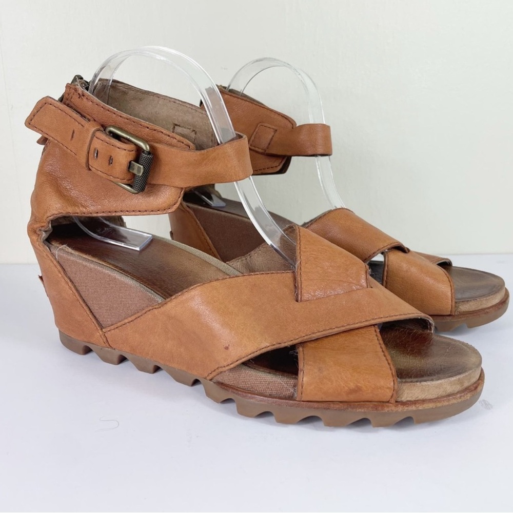 Sorel Genuine Leather Strappy Upper Joanie II Wedge Sandals in Camel Brown